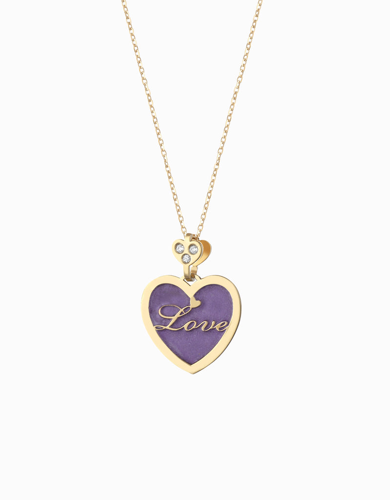 ciondolo a cuore con smalto viola e scritta in oro giallo e diamanti
