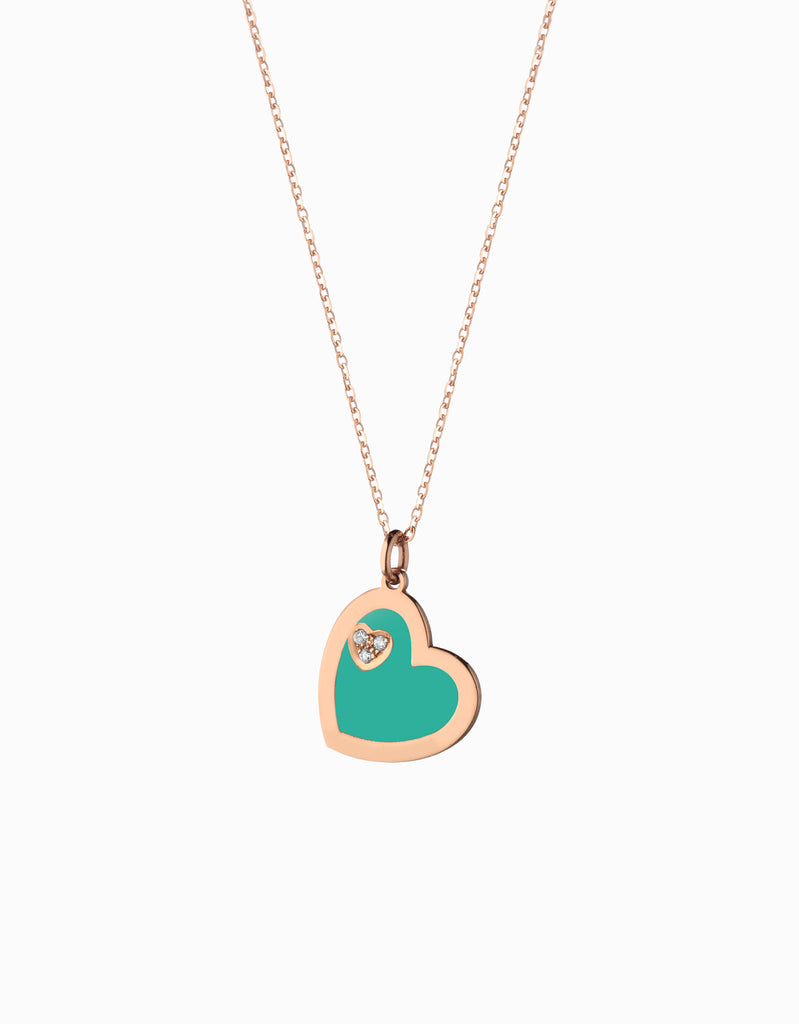 ciondolo a cuore con smalto verde in oro rosa e diamanti