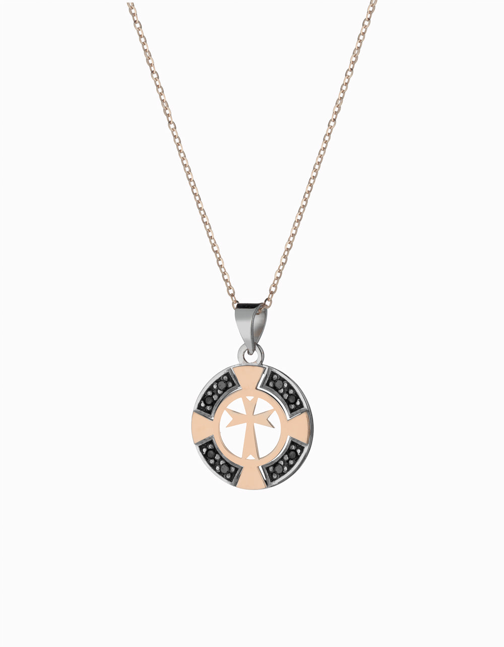ciondolo in oro rosa con croce e diamanti neri
