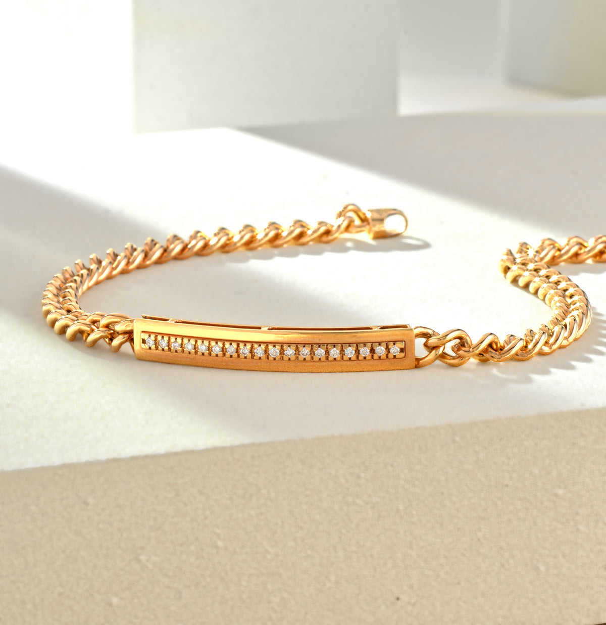 BRACCIALE ORO CON TARGA DIAMANTI