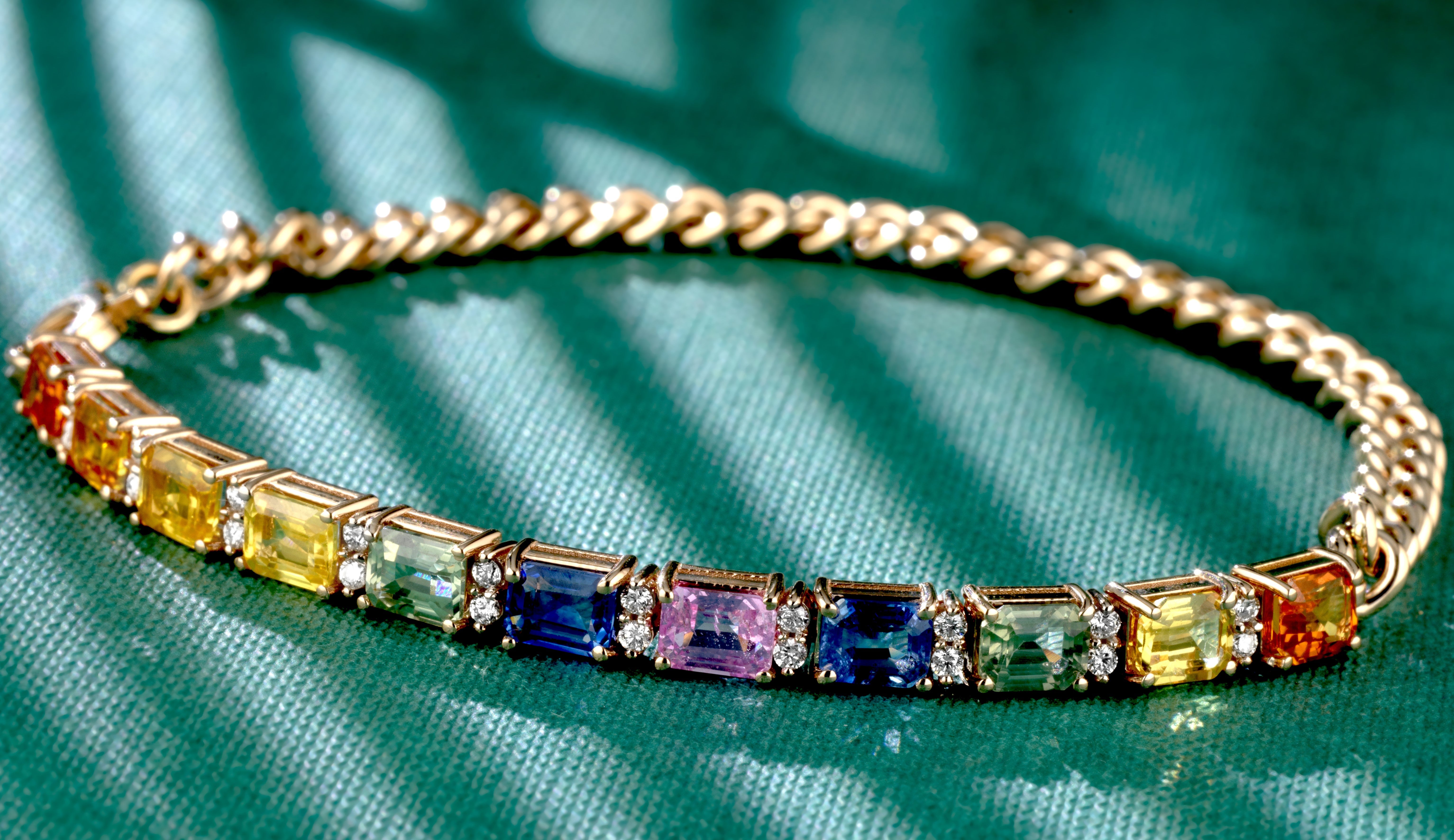 BRACCIALE CON GROUMETTA  IN ORO ROSA CON DIAMANTI E PIETRE RAINBOW