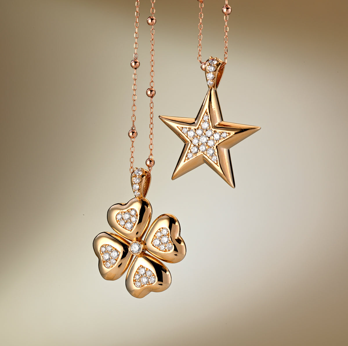 CIONDOLO STELLA IN ORO ROSA CON DIAMANTI, CATENA MODELLO ROSARIO