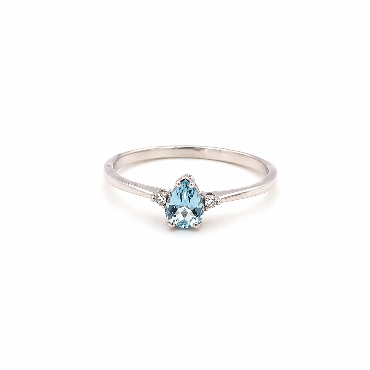 ANELLO IN ORO 9KT, ORO BIANCO CON DIAMANTINI LATERALI E ACQUAMARINA