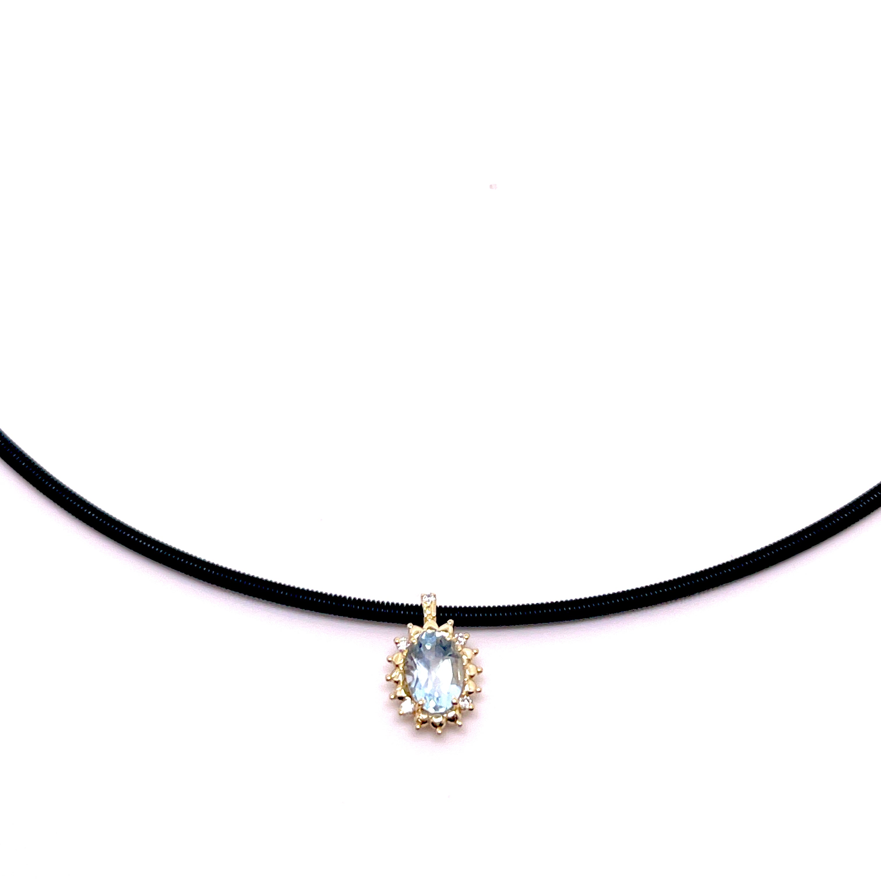 COLLANA CON CINTURINO IN ORO GIALLO CON CENTRALE DI COLORE E DIAMANTI