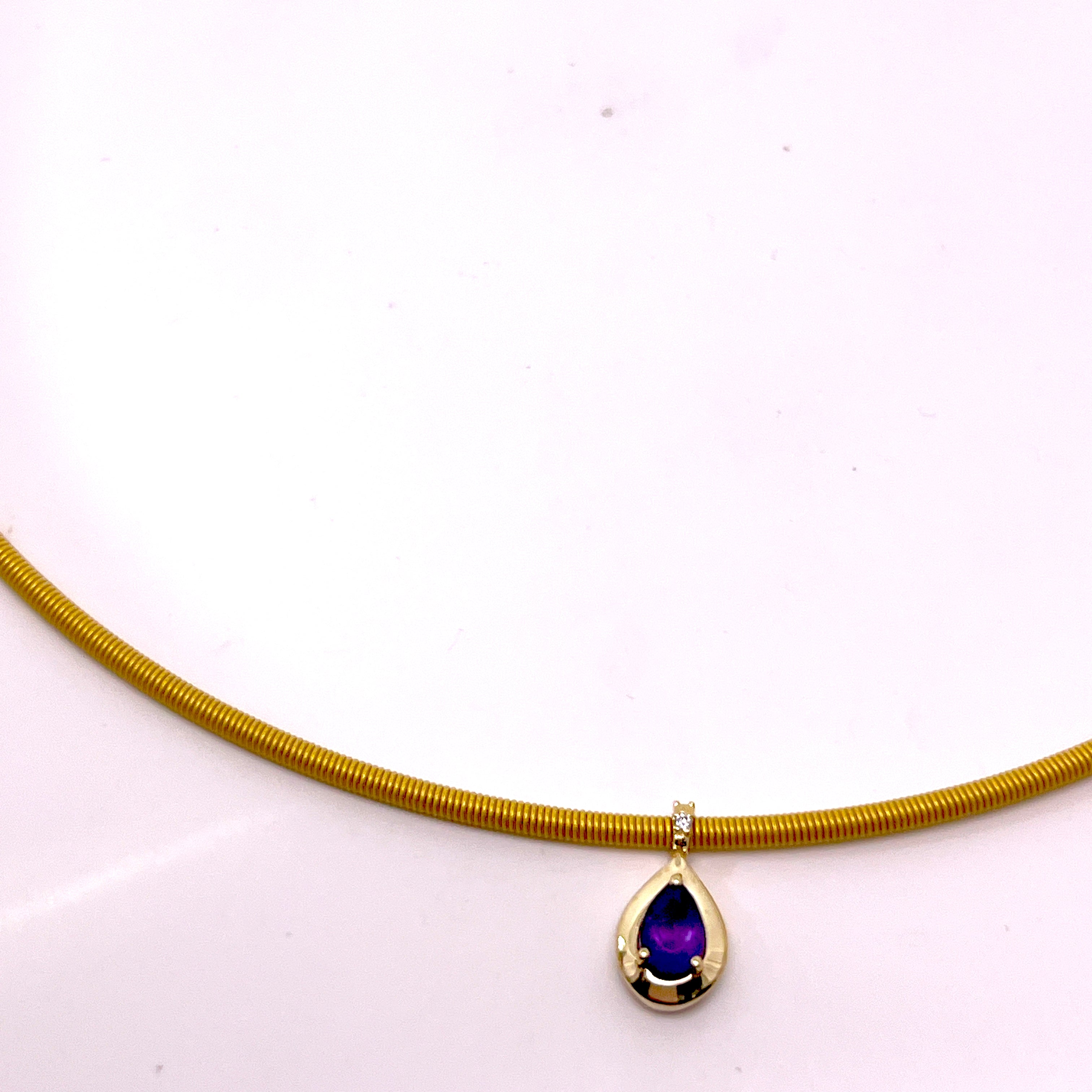 COLLANA CON CINTURINO IN ORO ROSA GOCCIA DI COLORE E DIAMANTI