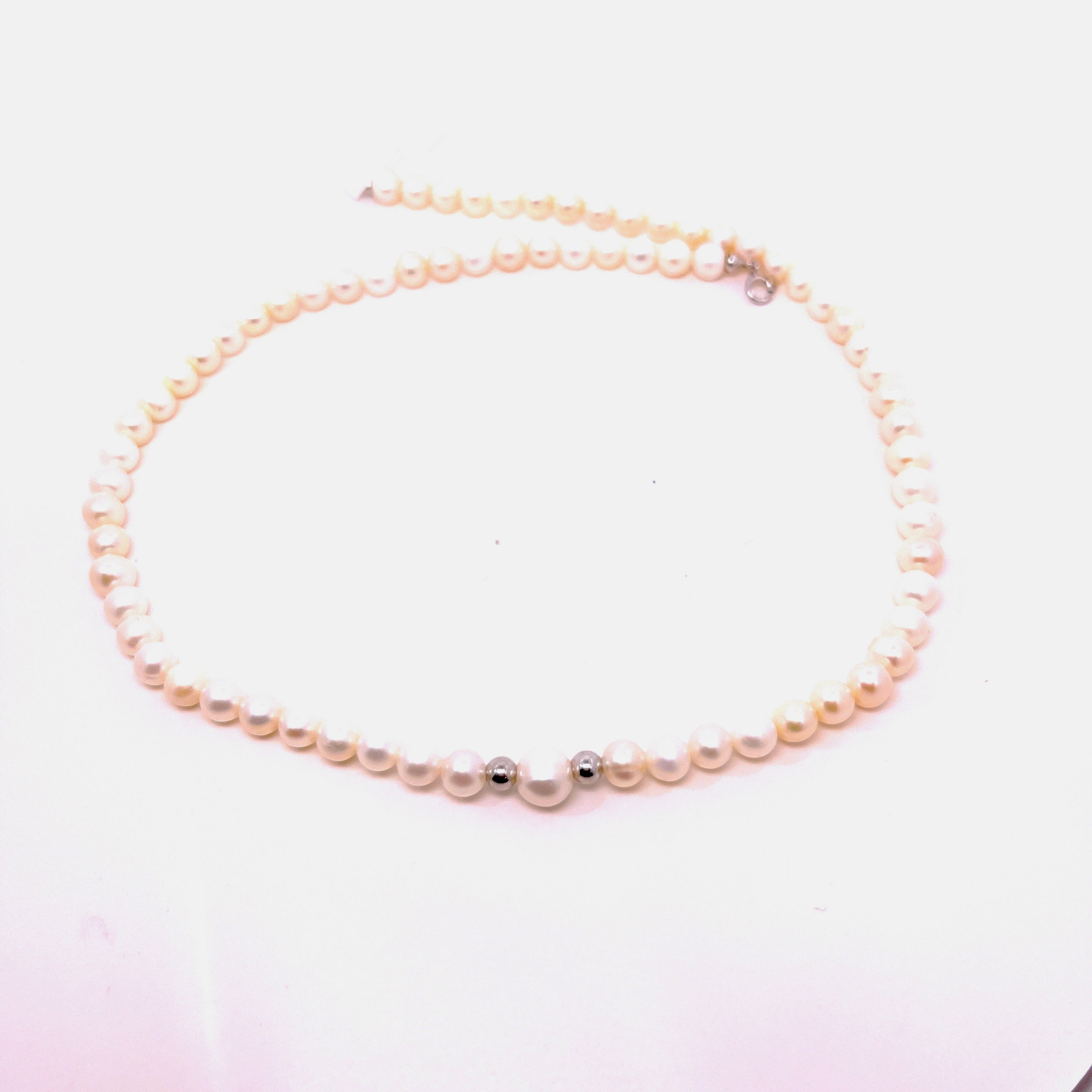 COLLANA PERLE CON PALLINE E CHIUSURA IN ORO 9KT, ORO BIANCO