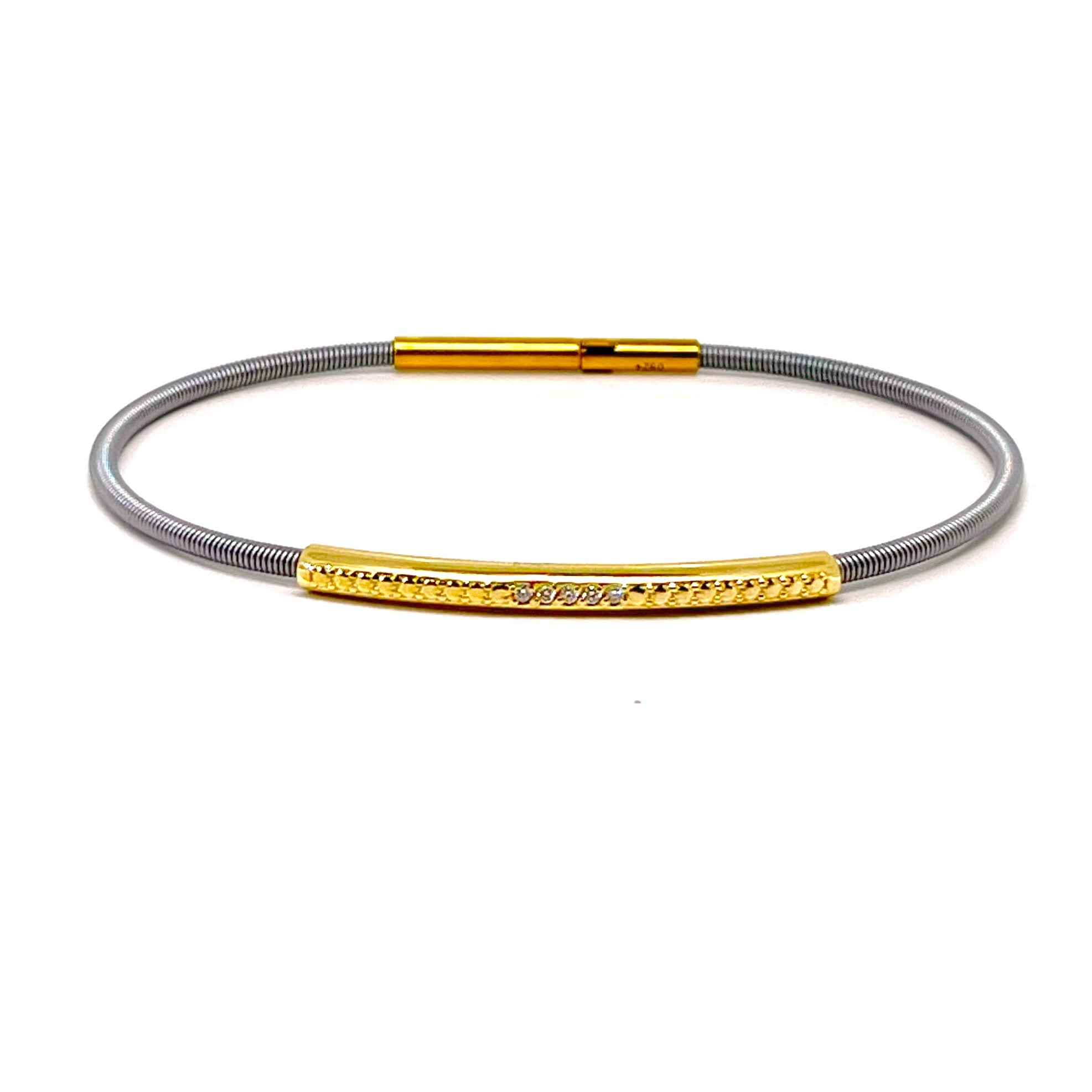 BRACCIALE IN ORO GIALLO CON BACCHETTA DI DIAMANTI