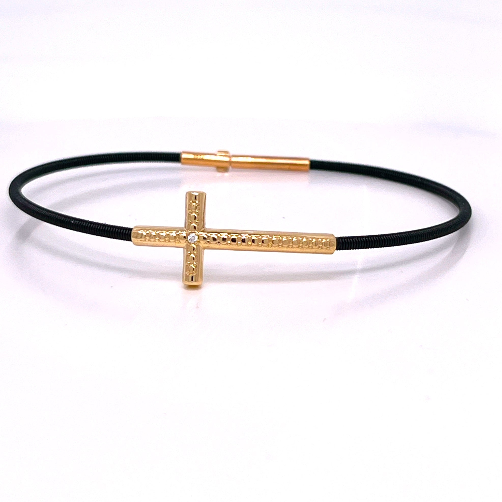 BRACCIALE  IN ORO ROSA CON CROCE CENTRALE E UN DIAMANTINO