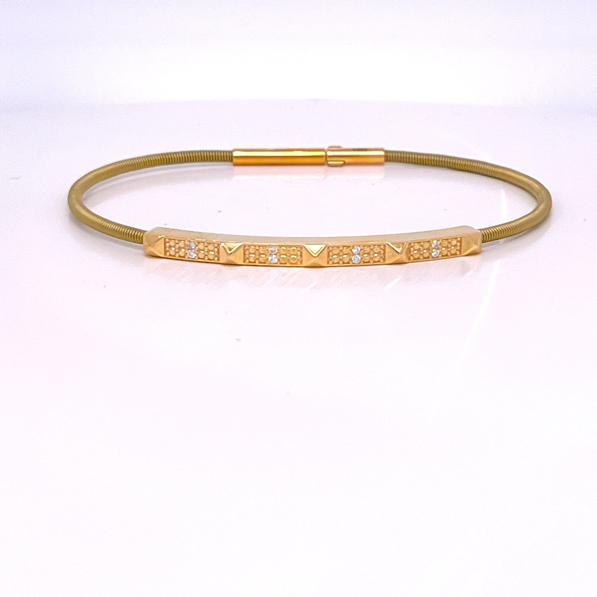 BRACCIALE IN ORO ROSA CON BACCHETTA DI BORCHIE E DIAMANTI