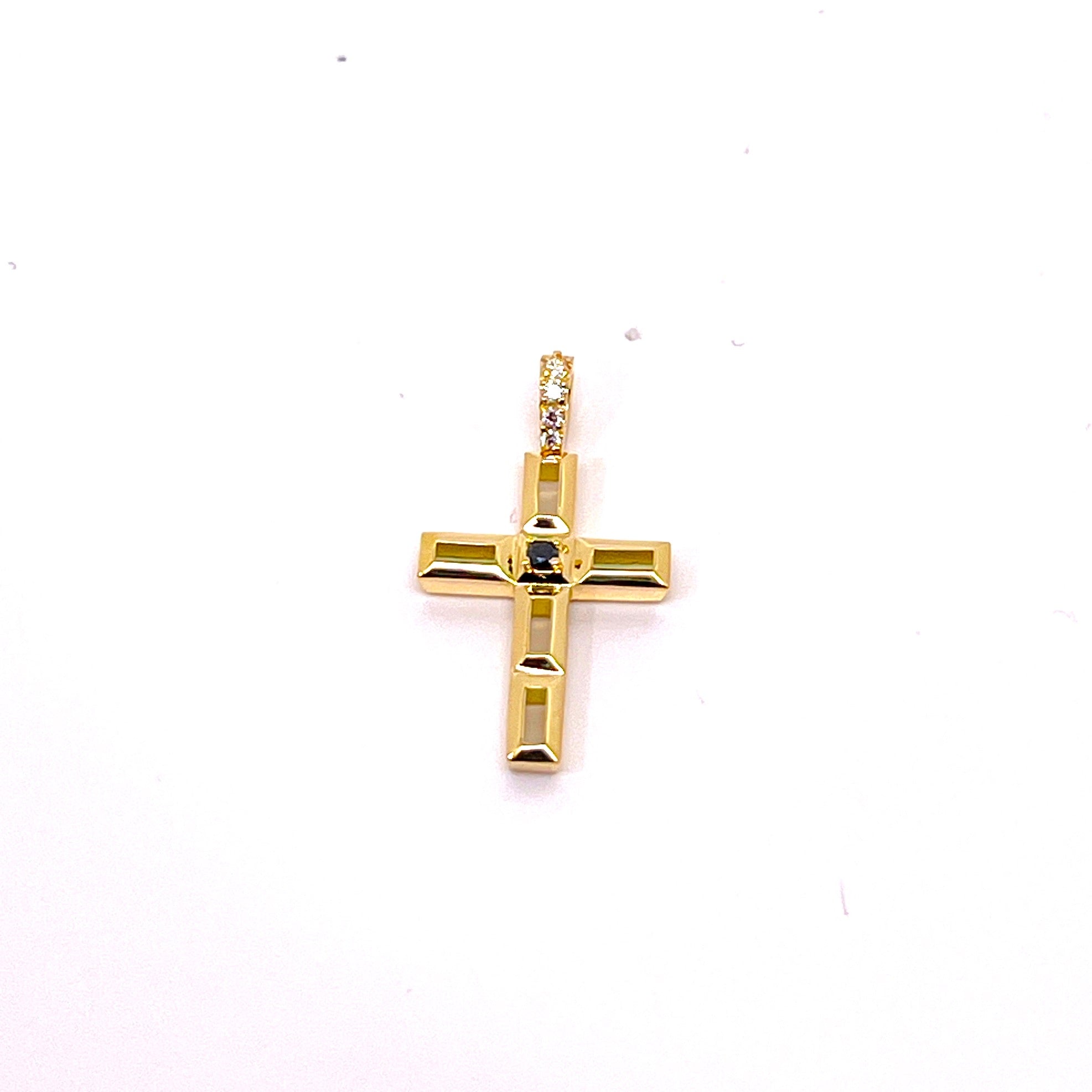 CROCE IN ORO GIALLO CON DIAMANTINO NERO E DIAMANTINI SULLA CONTROMAGLIA