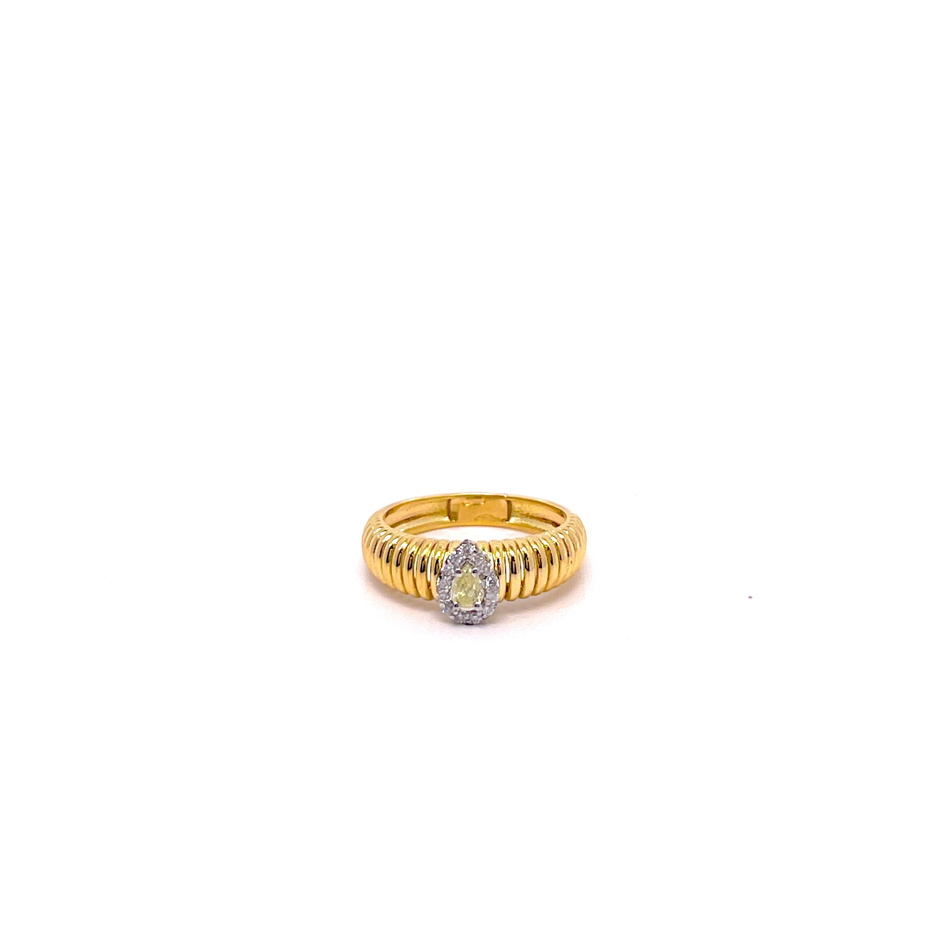 ANELLO FASCIA STRETTA IN ORO GIALLO CON GOCCIA CENTRALE DI DIAMANTI E PIETRA FANCY