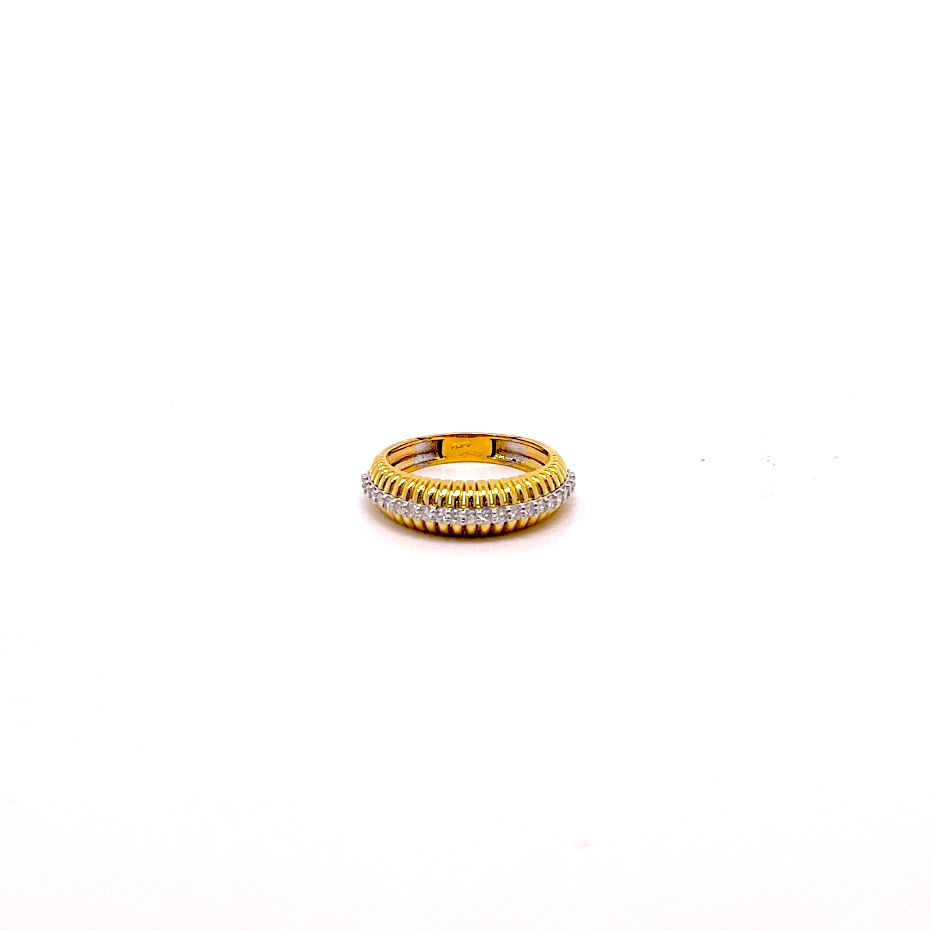 ANELLO FASCIA IN ORO GIALLO CON DIAMANTI