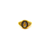 ANELLO SIGILLO IN ORO GIALLO CON DIAMANTI NERI E MADONNINA CENTRALE