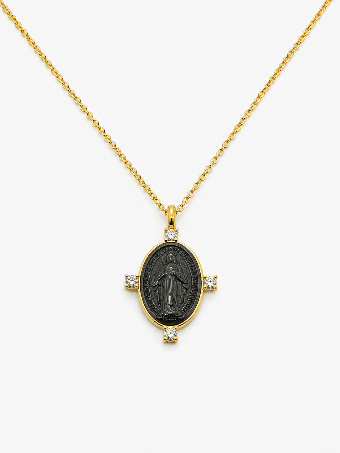 CIONDOLO IN ORO 9KT, CON MADONNINA IN CERAMICA E DIAMANTI