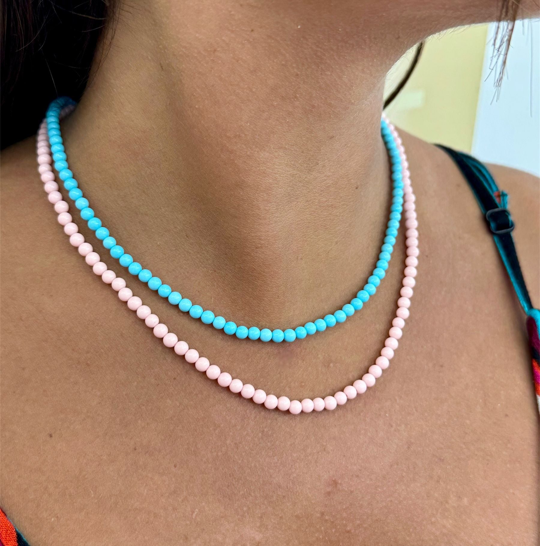 COLLANA CON PASTA DI CORALLO ROSA E CHIUSURA IN ORO GIALLO