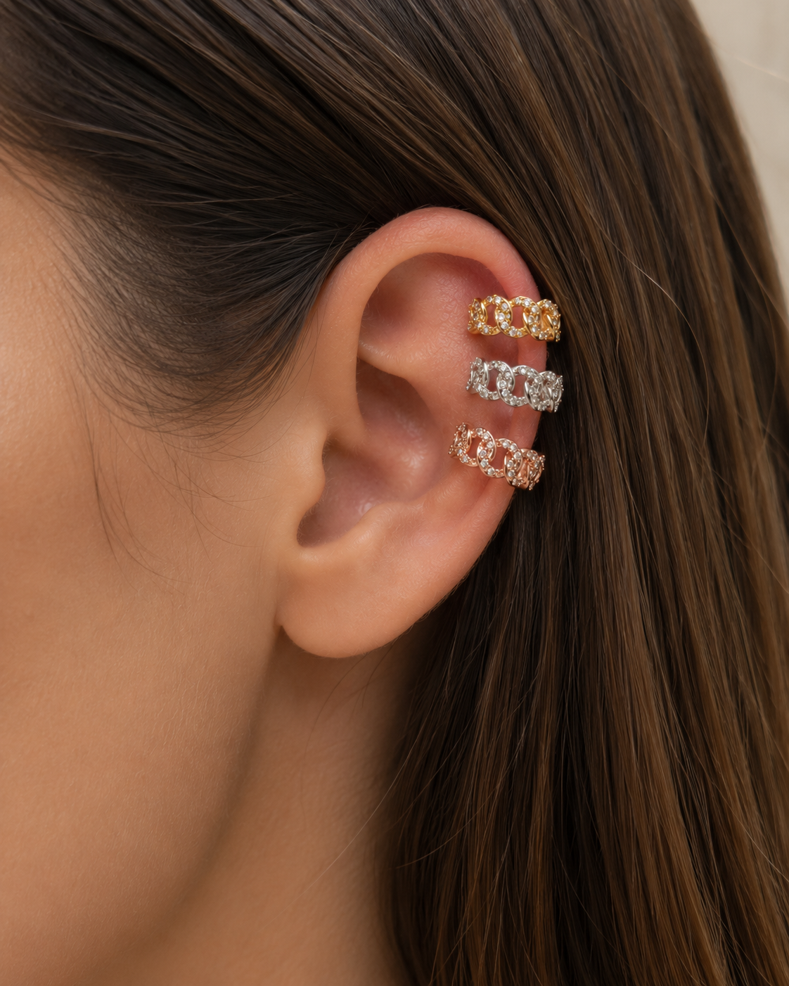 EAR CUFF IN ORO BIANCO A GROUMETTA CON DIAMANTI