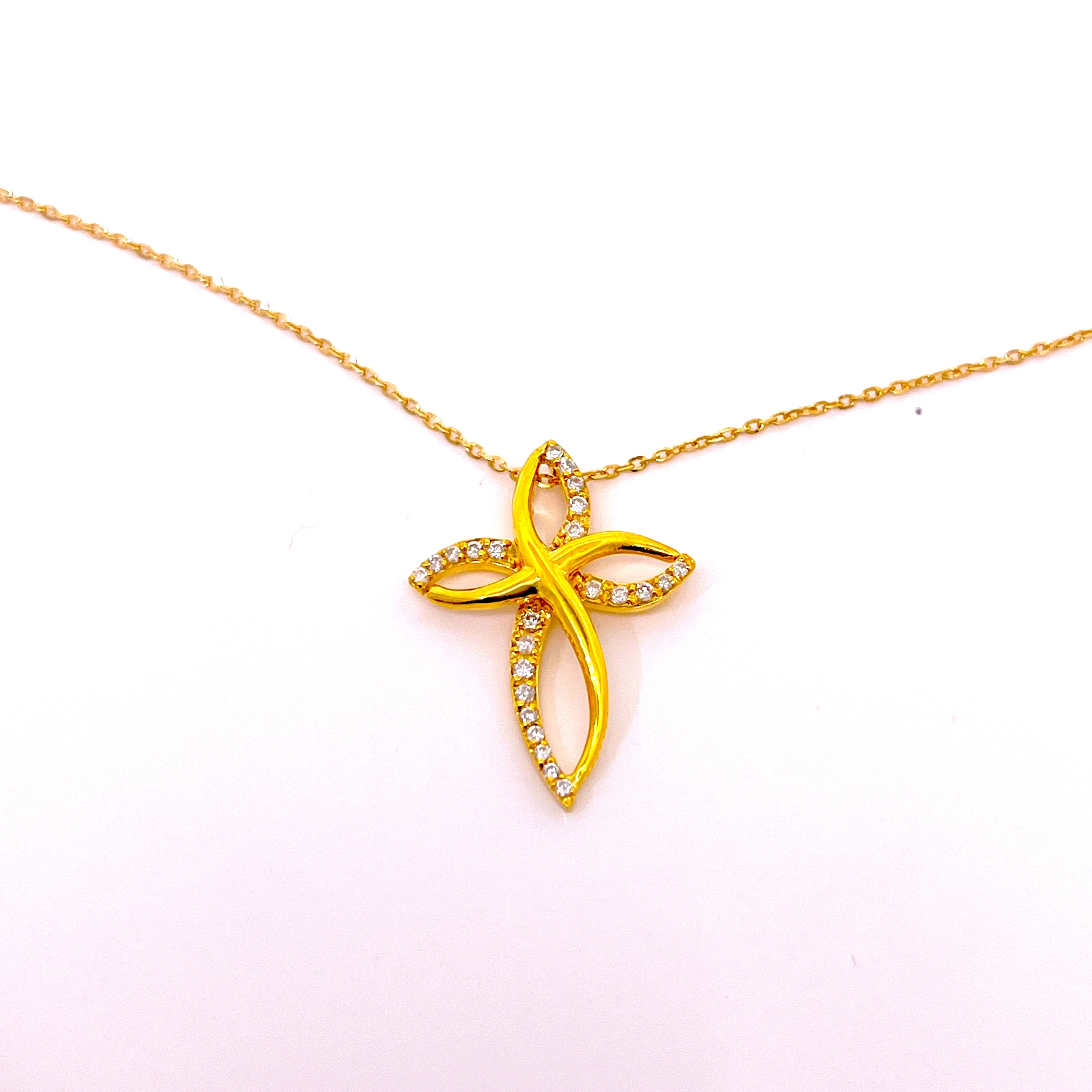 CROCE FANTASIA IN ORO GIALLO CON DIAMANTI CON CATENA