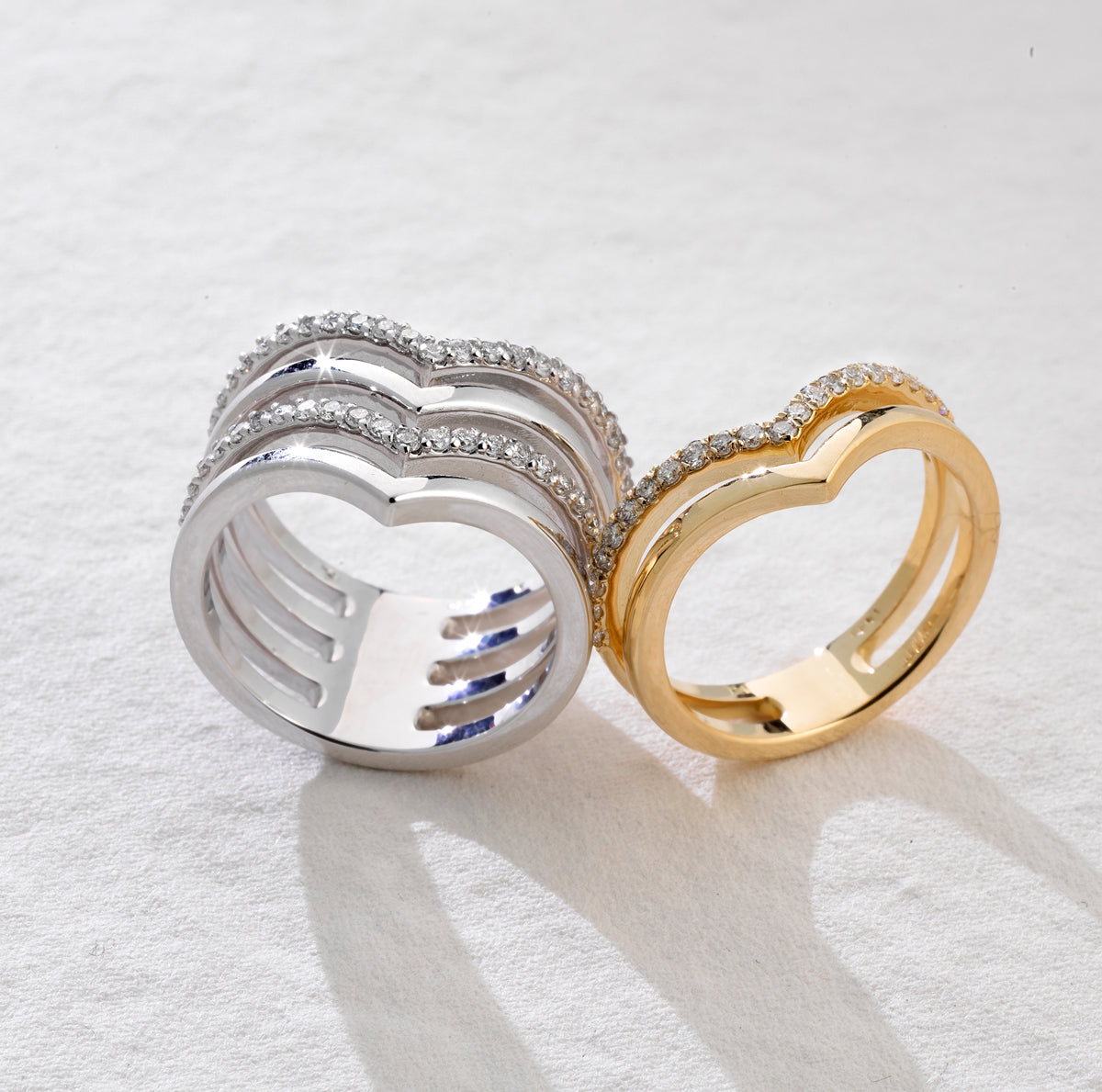 ANELLO DOPPIA FASCIA CON DIAMANTI IN ORO BIANCO