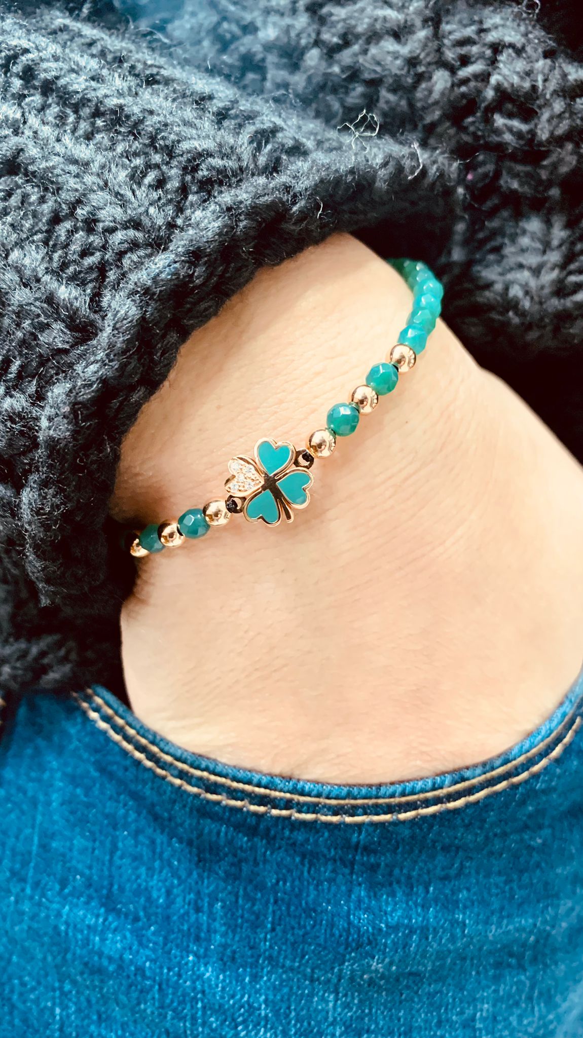 BRACCIALE EMATITE CON QUADRIFOGLIO SMALTATO E DIAMANTI