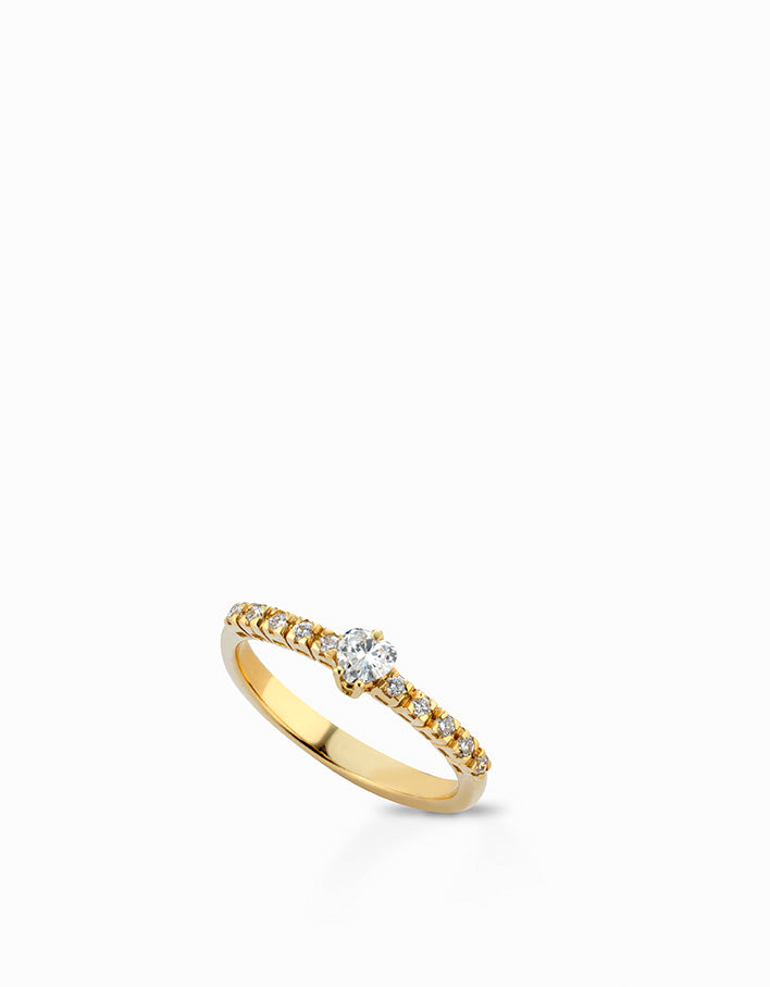 Anello solitario a cuore in oro giallo