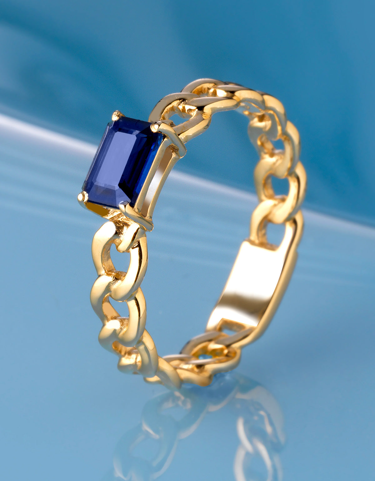 anello grumetta con zaffiro centrale