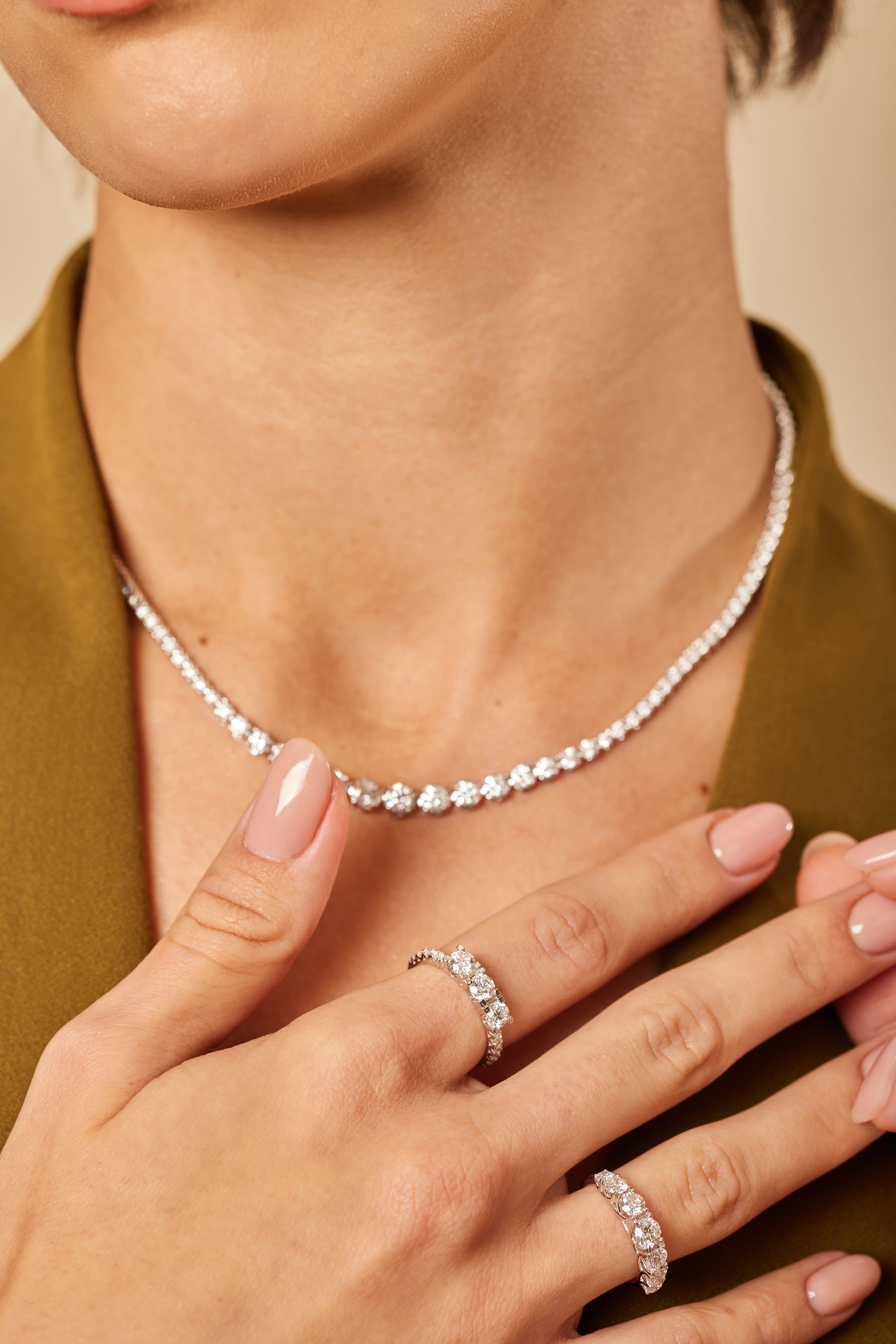 TRILOGY ANELLO CON DIAMANTI