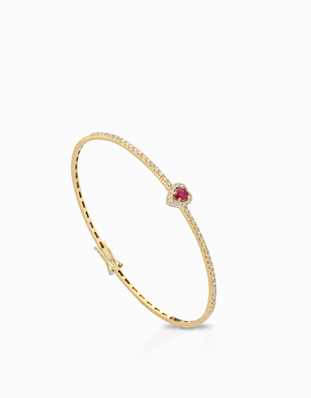 BRACCIALE RIGIDO DI DIAMANTI CON CUORE DI RUBINO IN ORO GIALLO